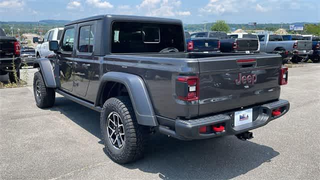 new 2024 Jeep Gladiator car, priced at $46,936