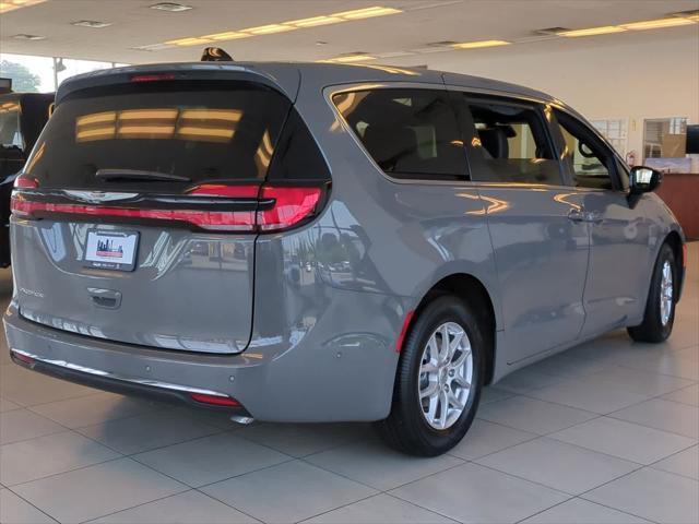 new 2025 Chrysler Pacifica car, priced at $41,815