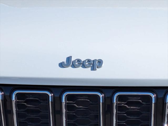 new 2025 Jeep Grand Cherokee car, priced at $41,975