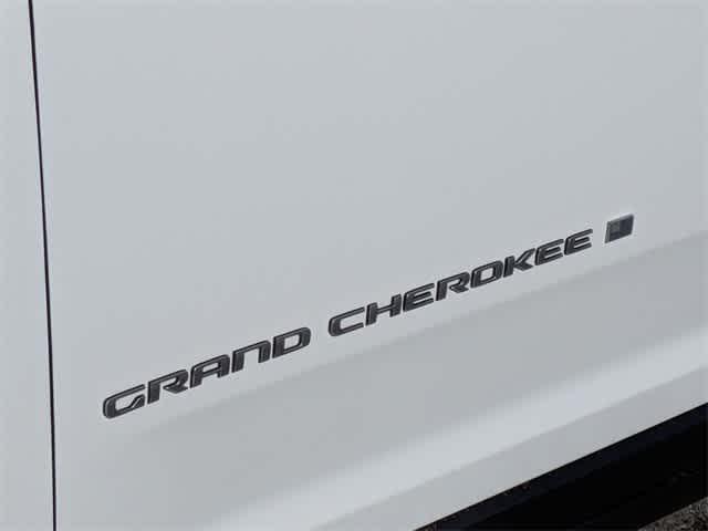 new 2025 Jeep Grand Cherokee car, priced at $44,205