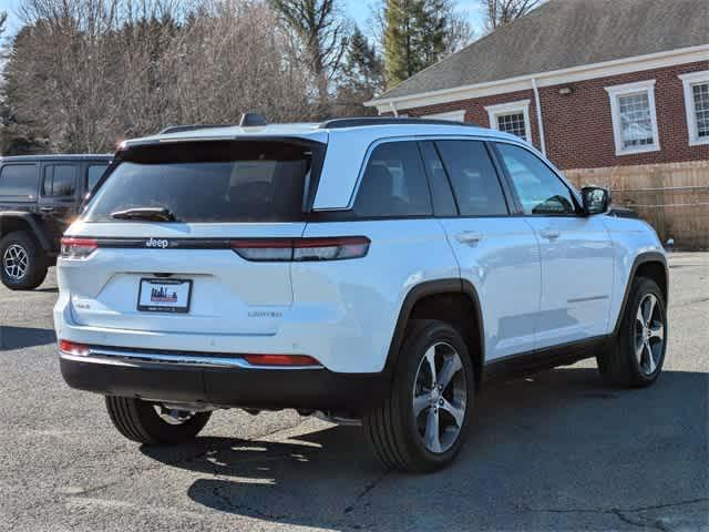 new 2025 Jeep Grand Cherokee car, priced at $44,205