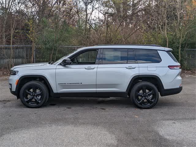 new 2025 Jeep Grand Cherokee L car, priced at $41,975