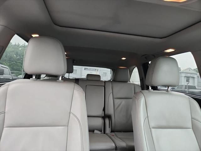 used 2019 Toyota Highlander car, priced at $27,435
