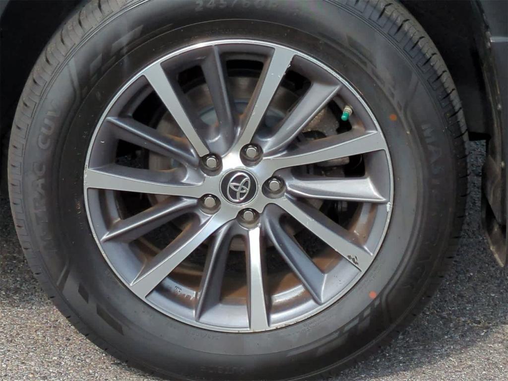 used 2019 Toyota Highlander car, priced at $26,704