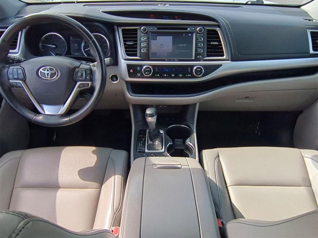 used 2019 Toyota Highlander car, priced at $26,704