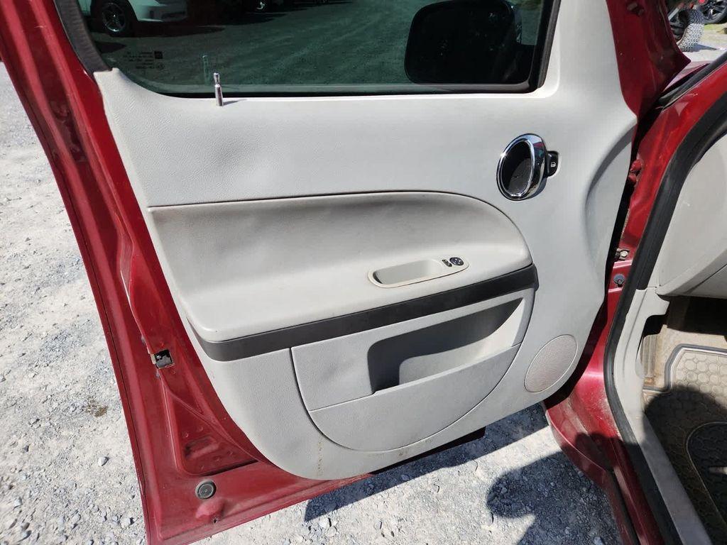 used 2006 Chevrolet HHR car, priced at $4,000