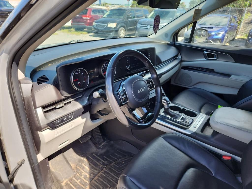 used 2022 Kia Carnival car, priced at $24,995