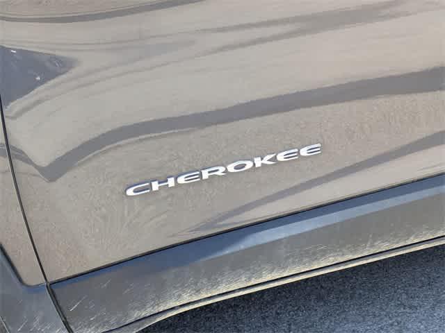 used 2020 Jeep Cherokee car, priced at $19,250