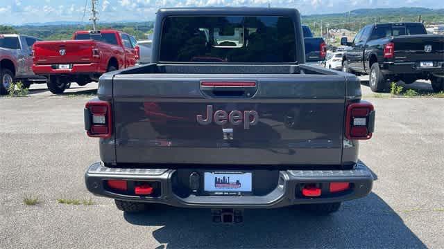 new 2024 Jeep Gladiator car, priced at $50,250