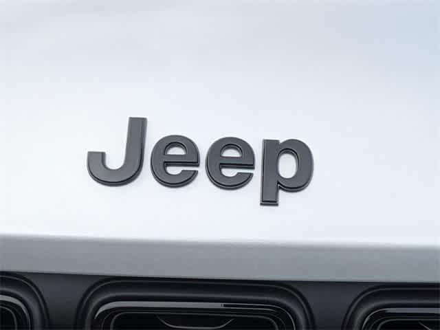 new 2025 Jeep Grand Cherokee L car, priced at $41,175