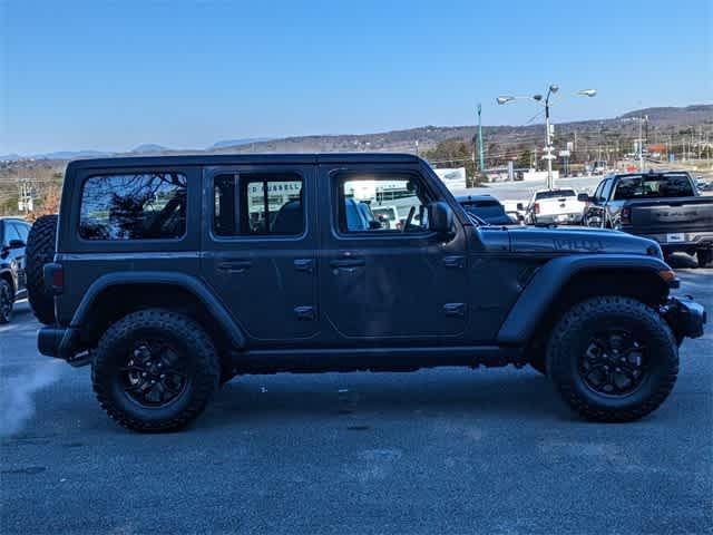 new 2025 Jeep Wrangler car, priced at $40,980