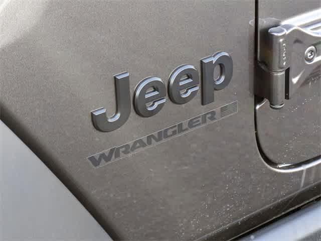 new 2025 Jeep Wrangler car, priced at $40,980