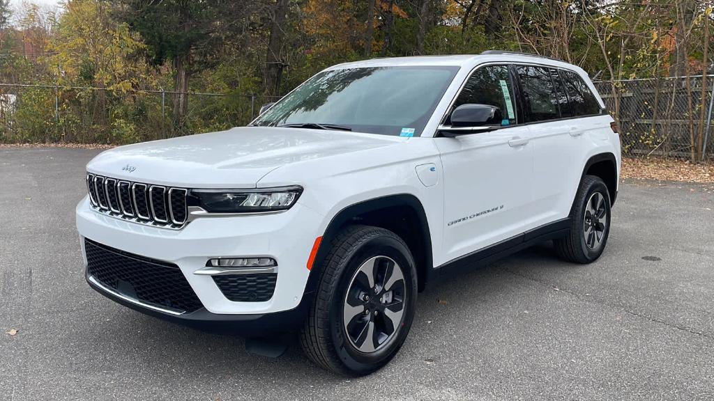 new 2024 Jeep Grand Cherokee 4xe car, priced at $57,270