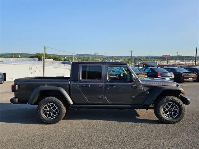 new 2024 Jeep Gladiator car, priced at $47,500