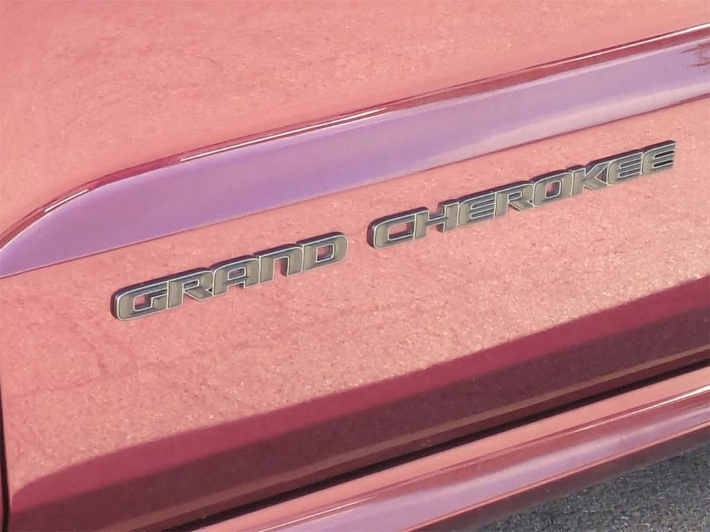 used 2020 Jeep Grand Cherokee car, priced at $24,259