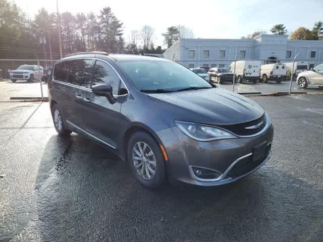 used 2017 Chrysler Pacifica car, priced at $15,575