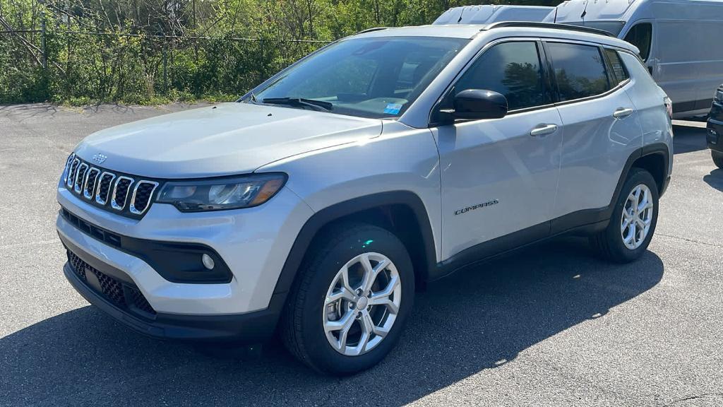 new 2024 Jeep Compass car, priced at $31,834
