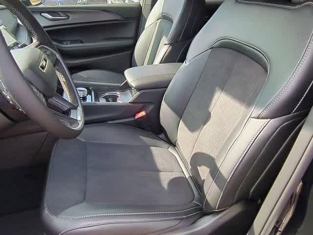 new 2025 Jeep Grand Cherokee L car, priced at $41,370