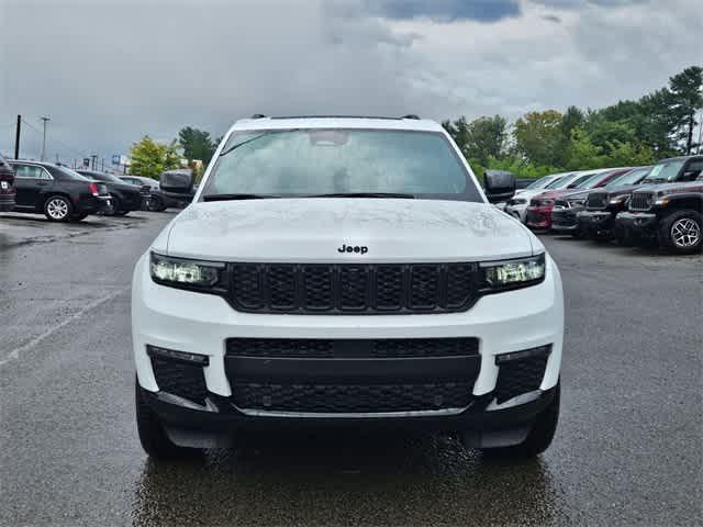 new 2025 Jeep Grand Cherokee L car, priced at $52,000