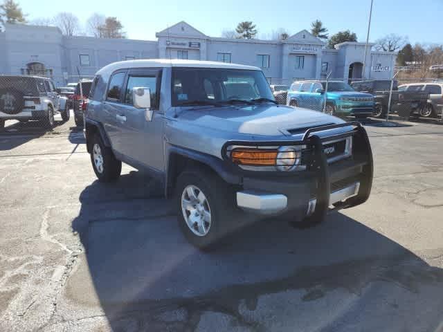 used 2010 Toyota FJ Cruiser car, priced at $12,900