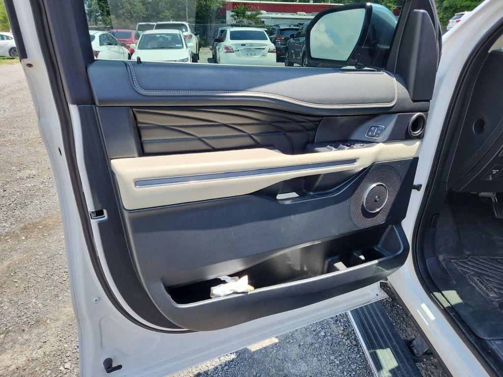 used 2018 Ford Expedition car, priced at $31,169