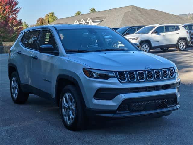 new 2025 Jeep Compass car, priced at $23,500