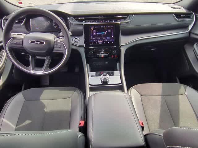 new 2025 Jeep Grand Cherokee car, priced at $39,375
