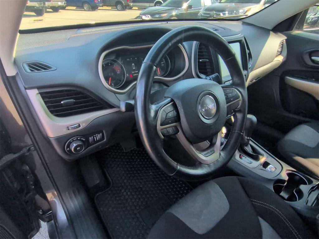 used 2018 Jeep Cherokee car, priced at $9,995