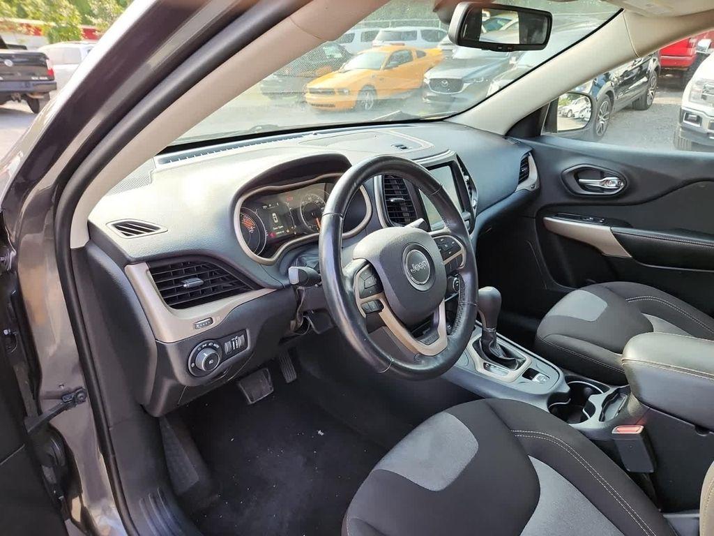 used 2018 Jeep Cherokee car, priced at $12,995