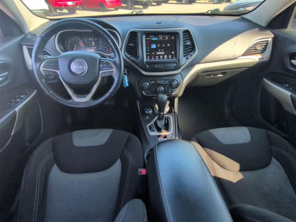 used 2018 Jeep Cherokee car, priced at $9,995