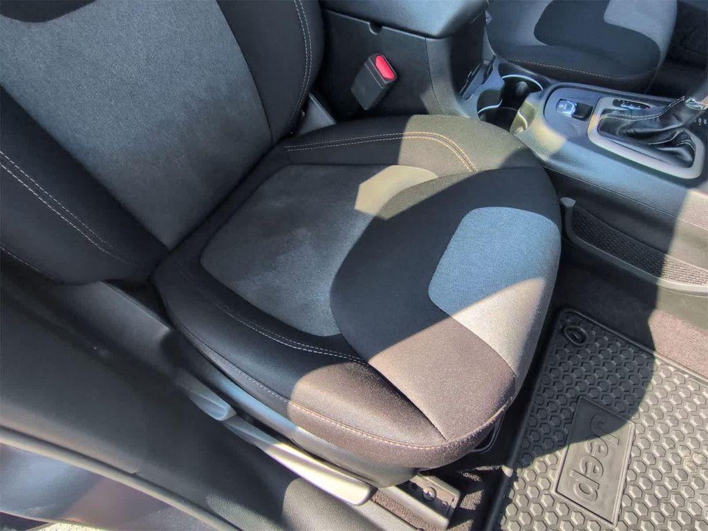 used 2018 Jeep Cherokee car, priced at $9,995