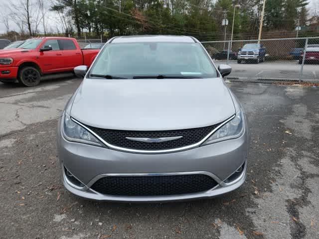 used 2017 Chrysler Pacifica car, priced at $13,745