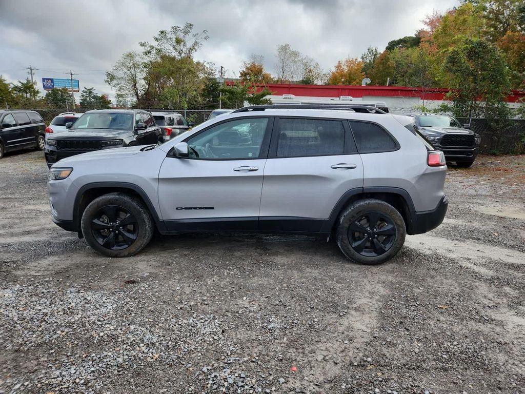 used 2020 Jeep Cherokee car, priced at $16,500