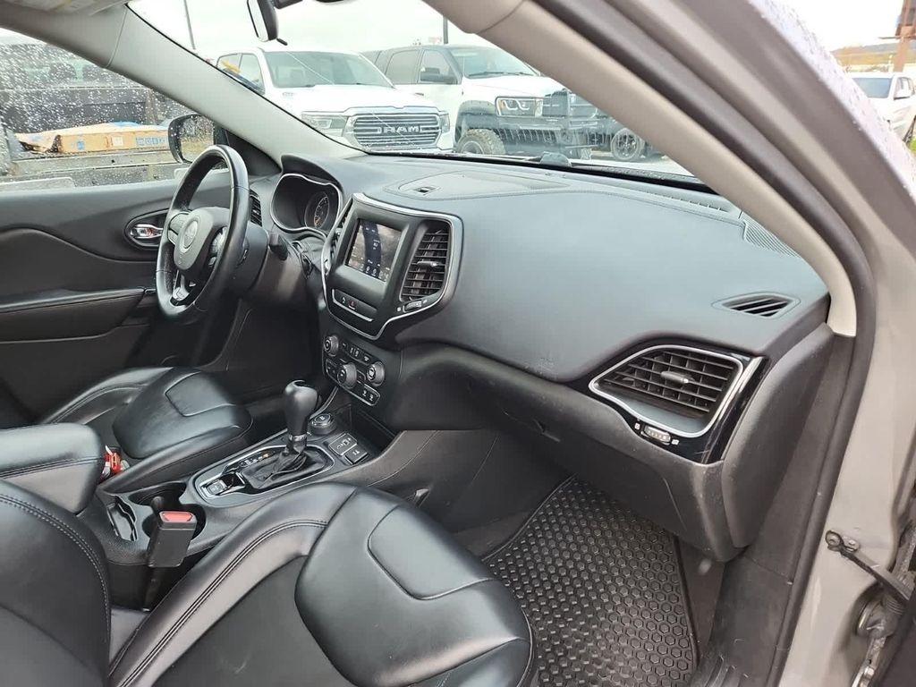 used 2020 Jeep Cherokee car, priced at $16,500