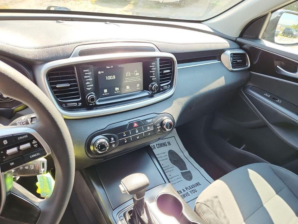 used 2020 Kia Sorento car, priced at $11,500