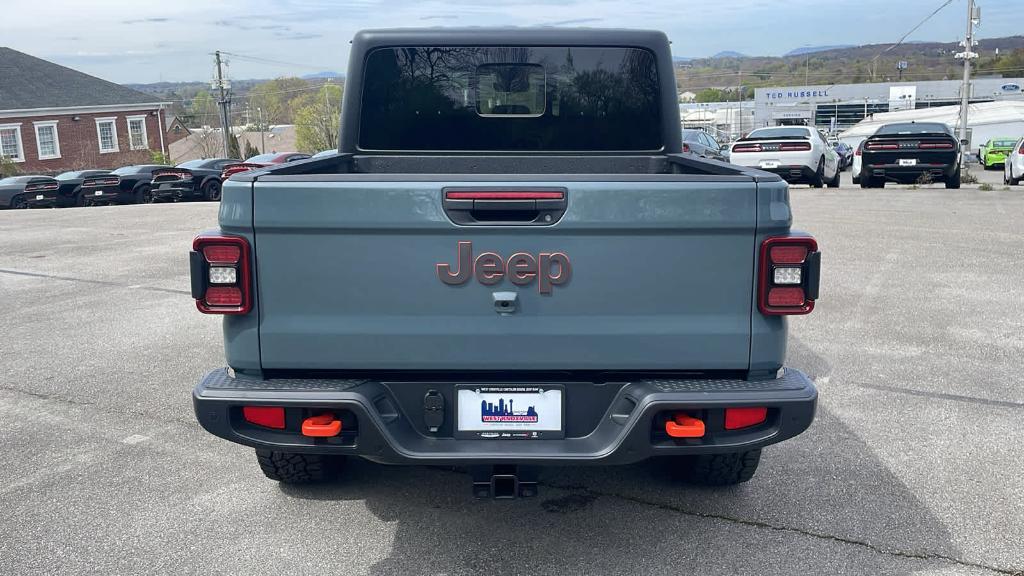 new 2024 Jeep Gladiator car, priced at $59,576