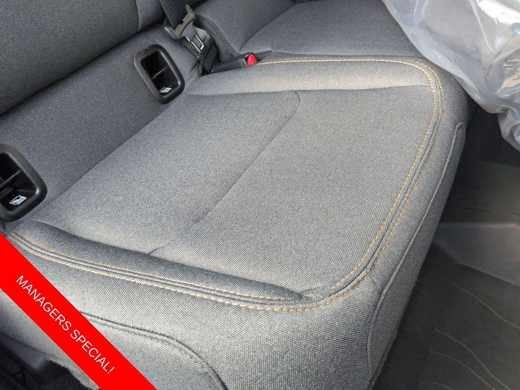 new 2025 Jeep Gladiator car, priced at $39,585