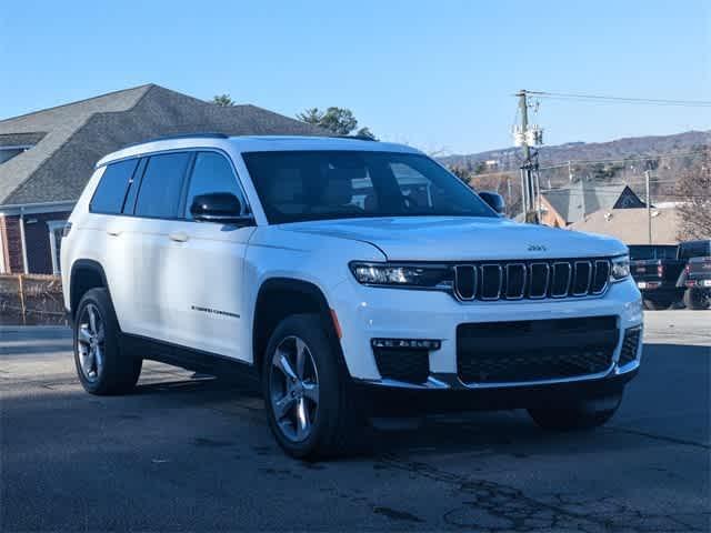 new 2025 Jeep Grand Cherokee L car, priced at $47,795