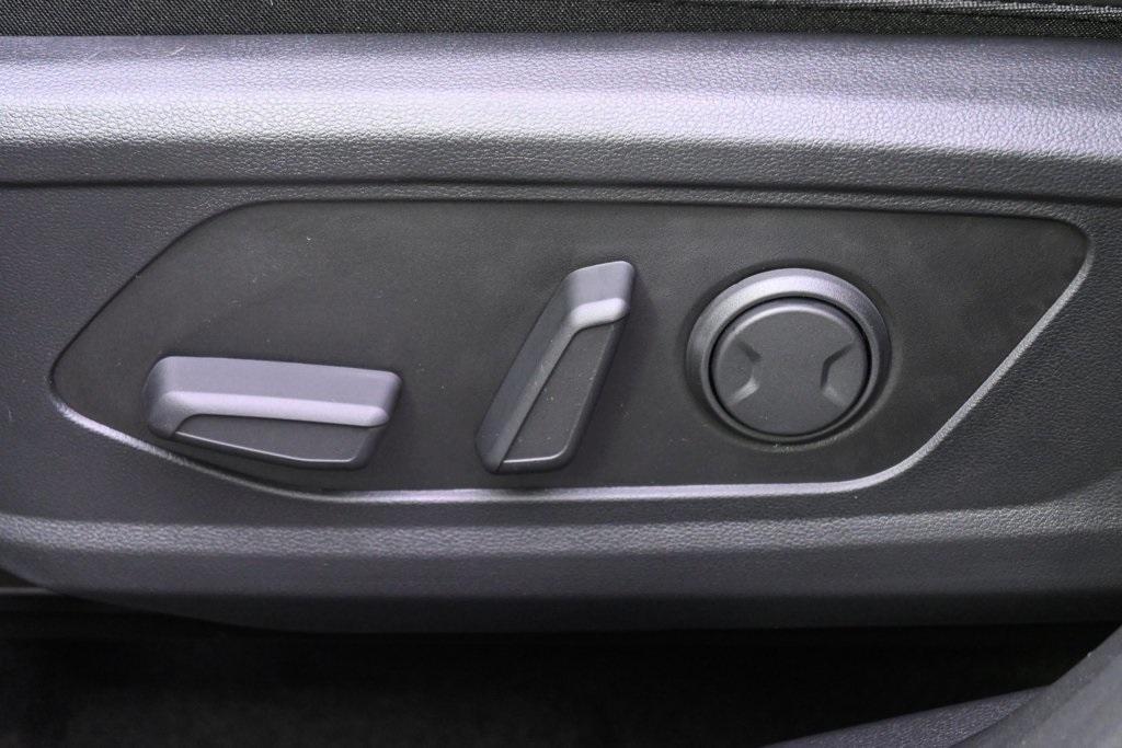 new 2025 Hyundai TUCSON Hybrid car, priced at $36,577