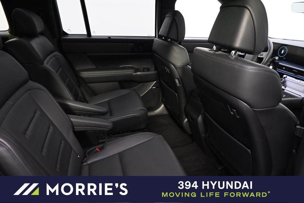 used 2025 Hyundai Santa Fe car, priced at $40,995