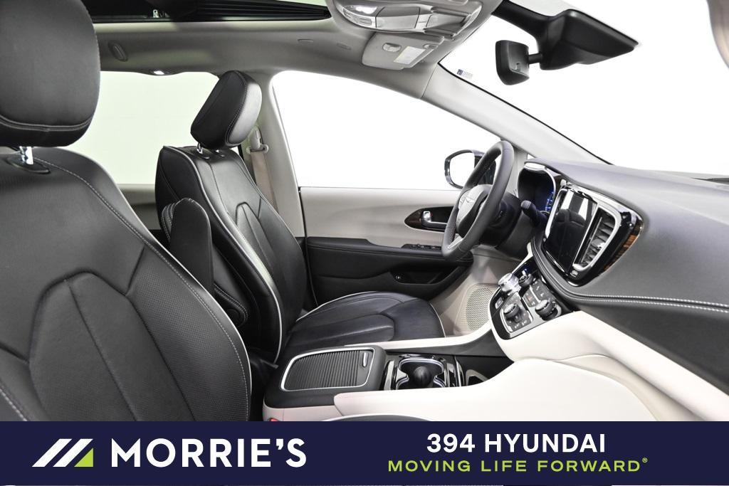 used 2023 Chrysler Pacifica Hybrid car, priced at $33,986