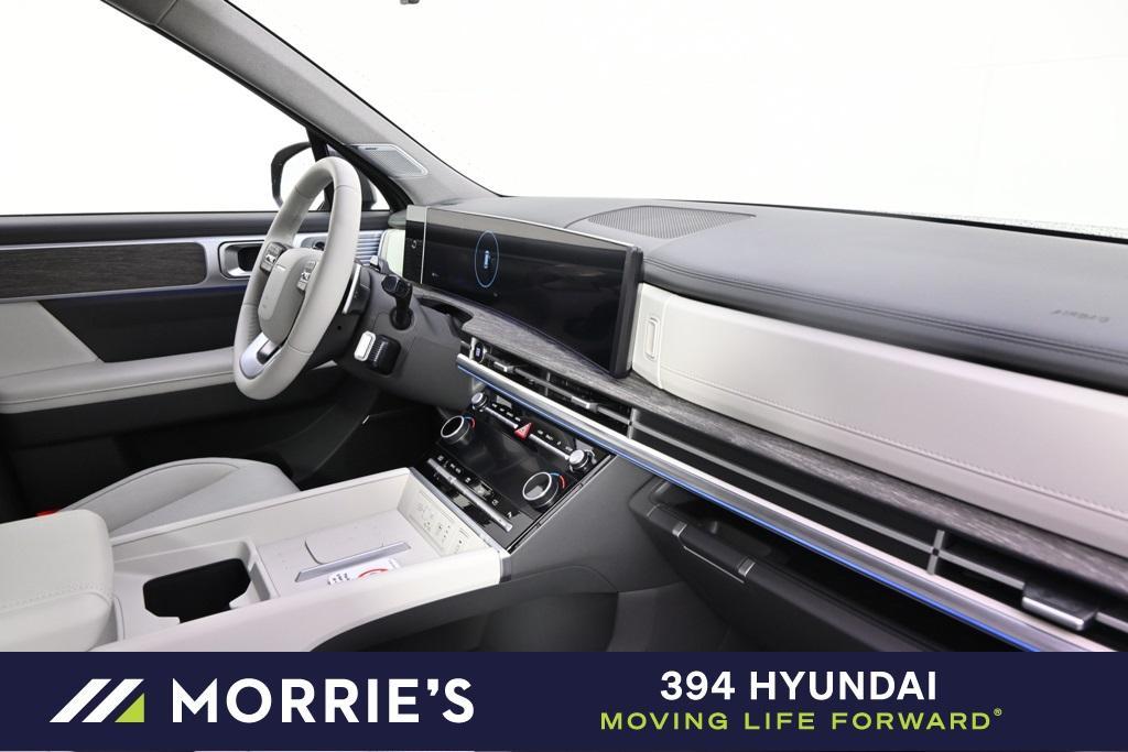 new 2025 Hyundai Santa Fe HEV car, priced at $45,926