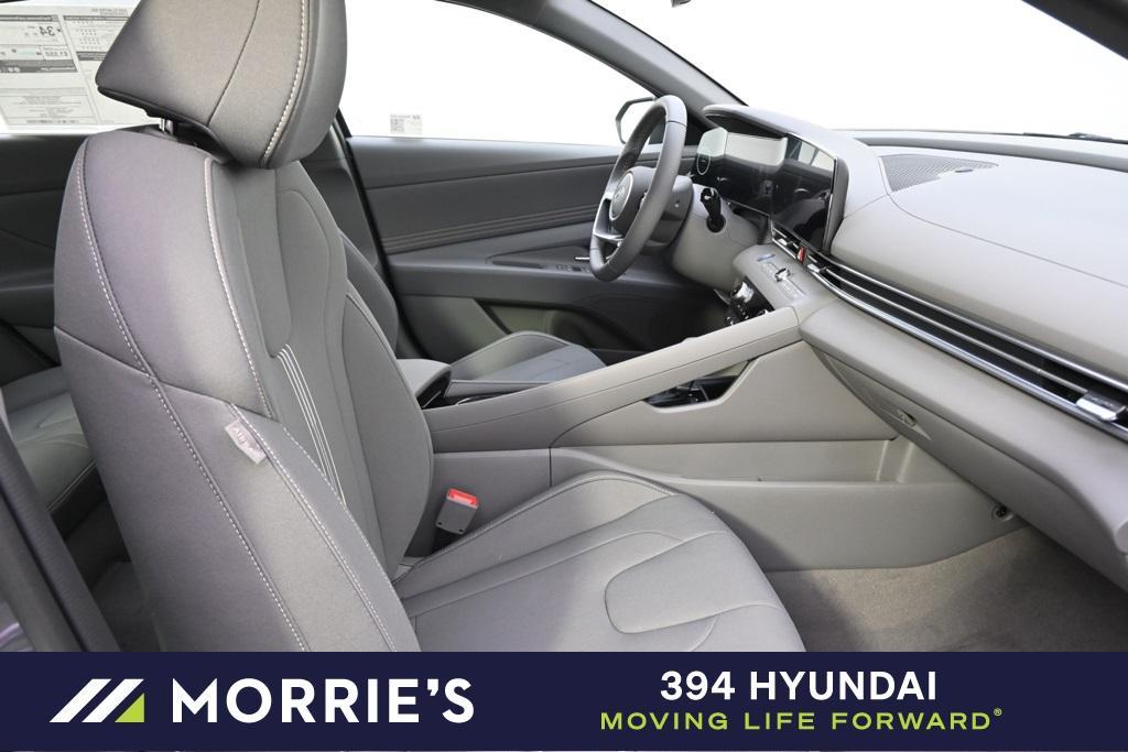 new 2025 Hyundai Elantra car, priced at $25,556