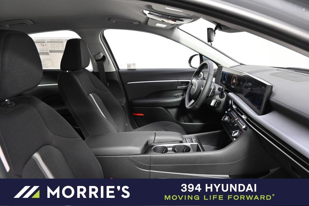 new 2025 Hyundai Sonata Hybrid car, priced at $30,012