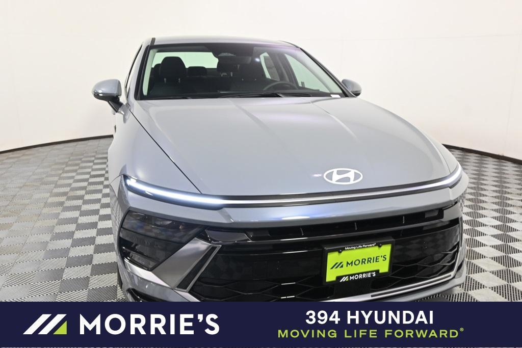new 2025 Hyundai Sonata Hybrid car, priced at $30,012