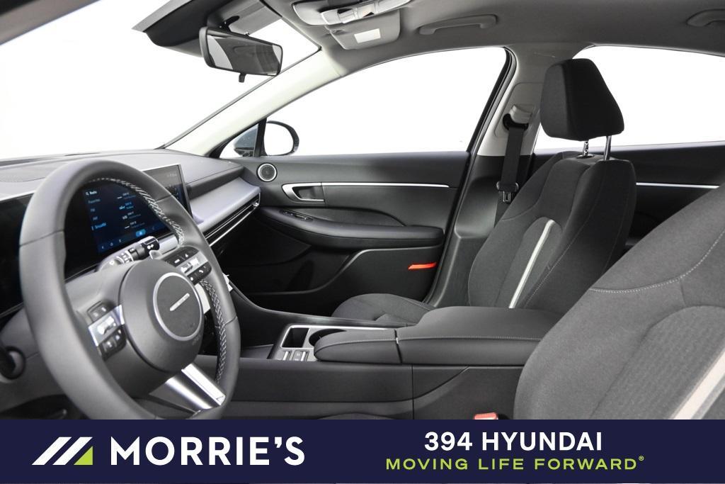 new 2025 Hyundai Sonata Hybrid car, priced at $30,012