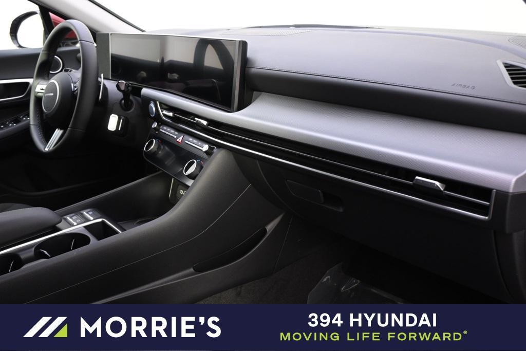 new 2025 Hyundai Sonata Hybrid car, priced at $29,897
