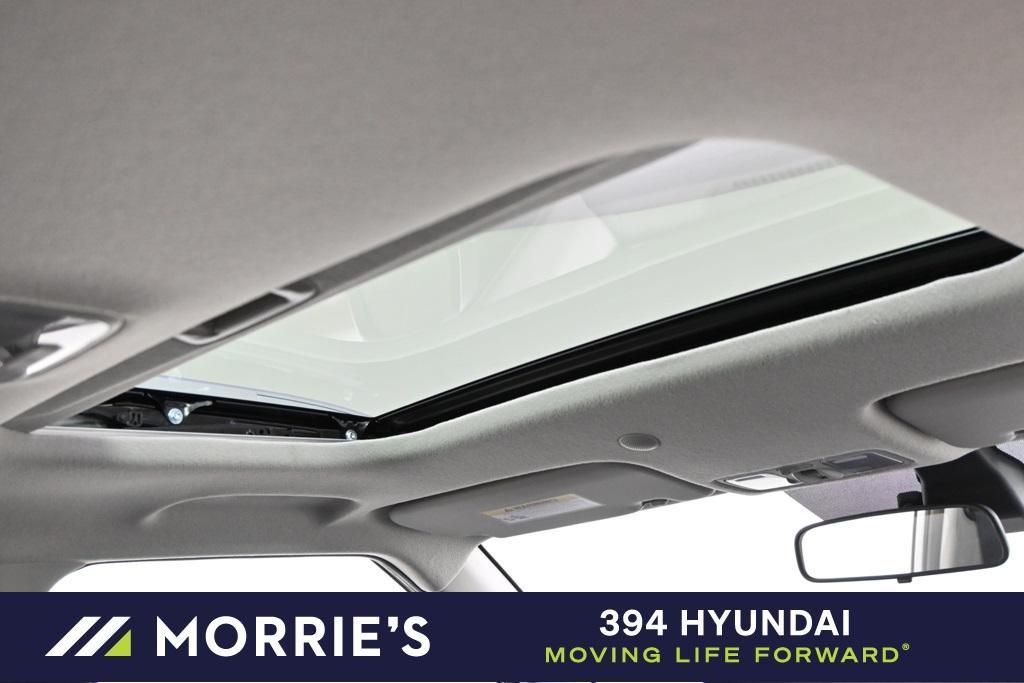 new 2025 Hyundai Venue car, priced at $21,904
