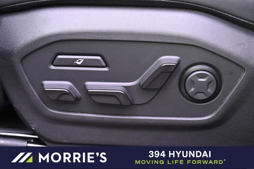 new 2025 Hyundai Santa Fe car, priced at $47,217