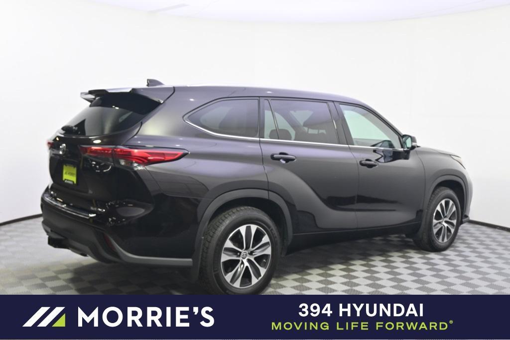 used 2020 Toyota Highlander car, priced at $29,999